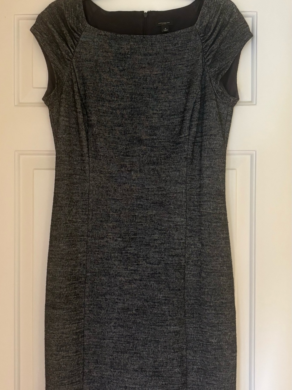 Ann Taylor Charcoal Knit Cap-Sleeve Sheath Dress